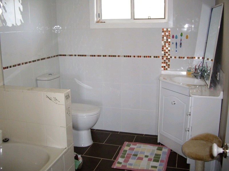 2/60 Rue Montaigne, Petrie QLD 4502