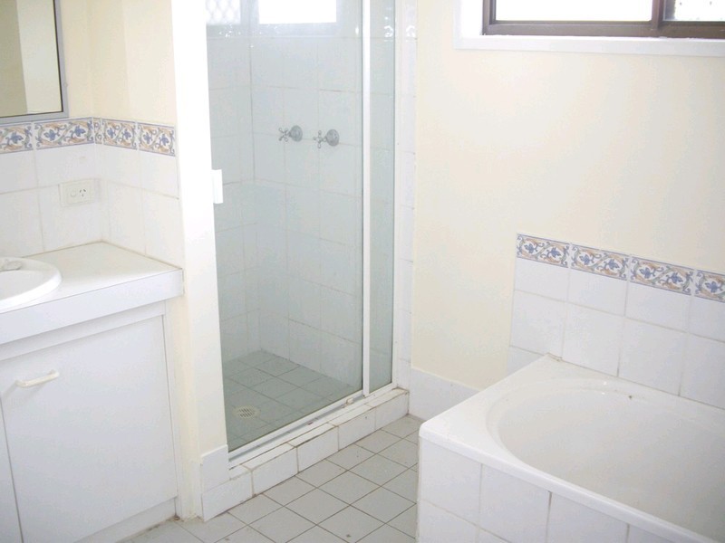 19 Greendale Court, Strathpine QLD 4500