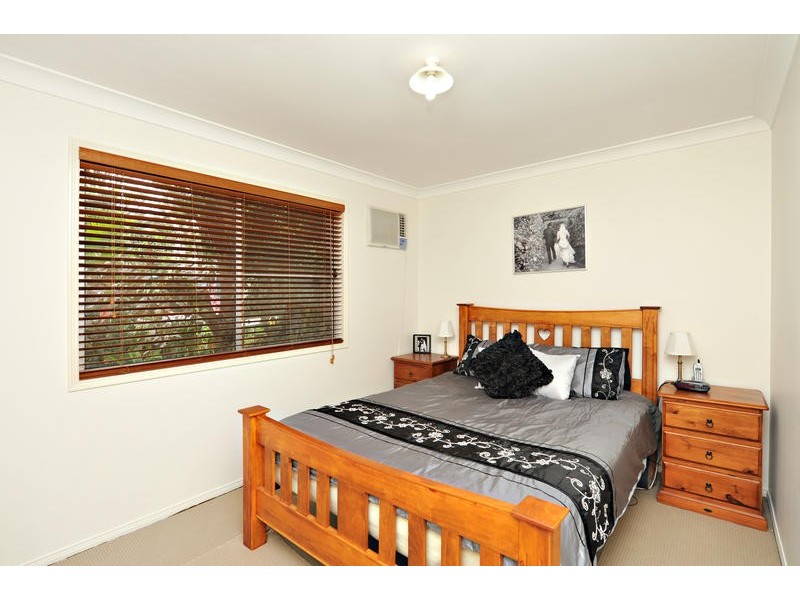 4 Connors Street, Petrie QLD 4502