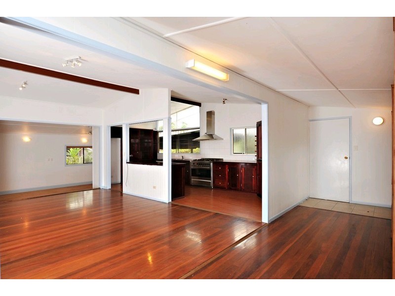 12 Wirraway Street, Strathpine QLD 4500