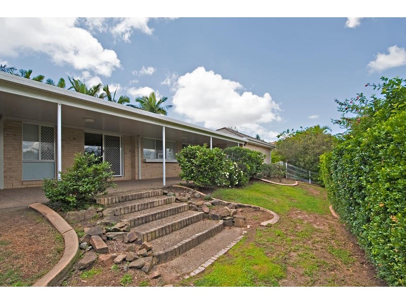 3 Ritchie Court, Petrie QLD 4502