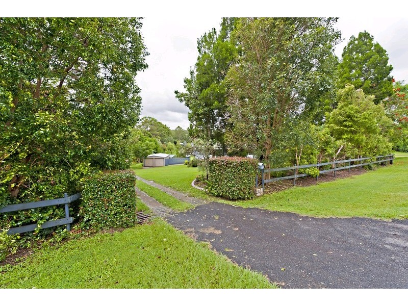 30 Vores Road, Whiteside QLD 4503
