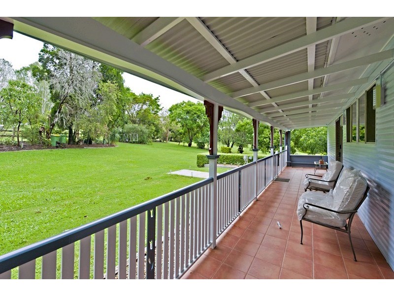 30 Vores Road, Whiteside QLD 4503
