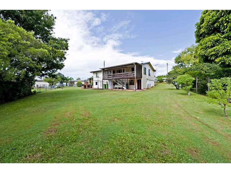 8 Cotton Street, Lawnton QLD 4501