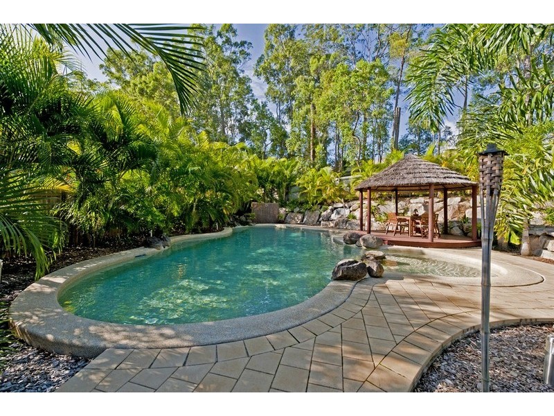 5 Lakeview Court, Joyner QLD 4500