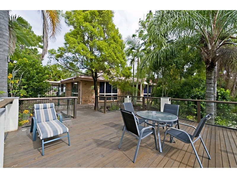 99 Rue Montaigne, Petrie QLD 4502