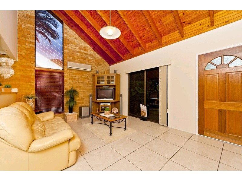 1/23 River Street, Petrie QLD 4502