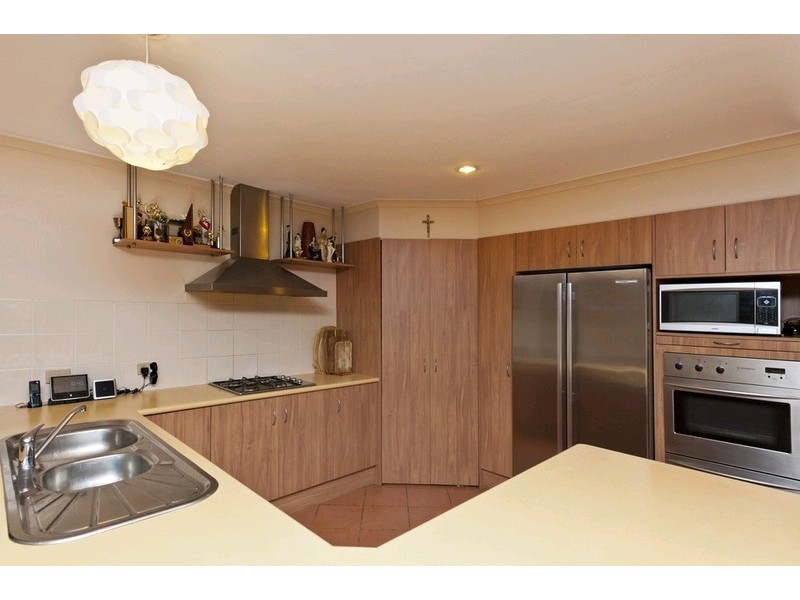 8 Trafalgar Court, Strathpine QLD 4500