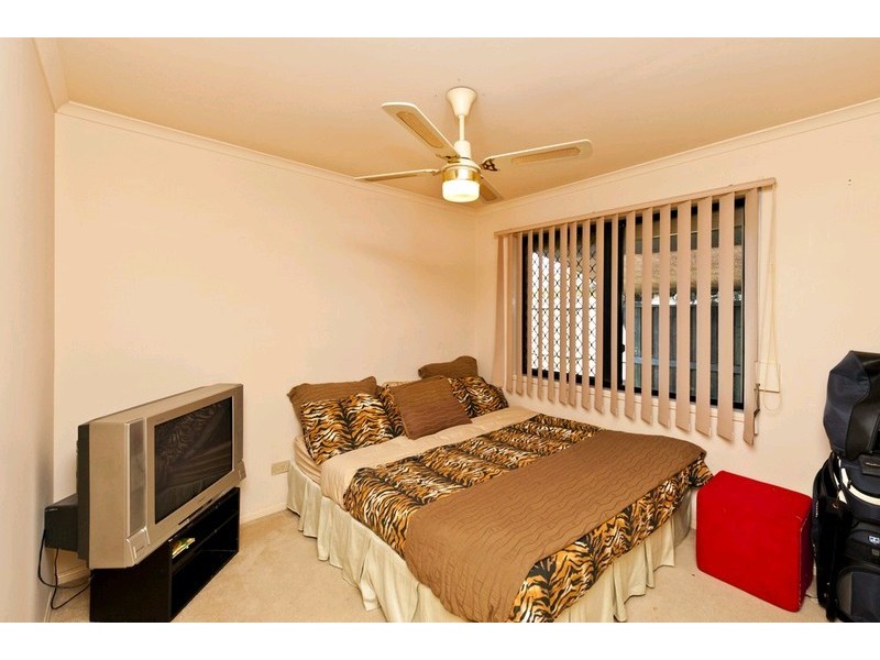 8 Trafalgar Court, Strathpine QLD 4500