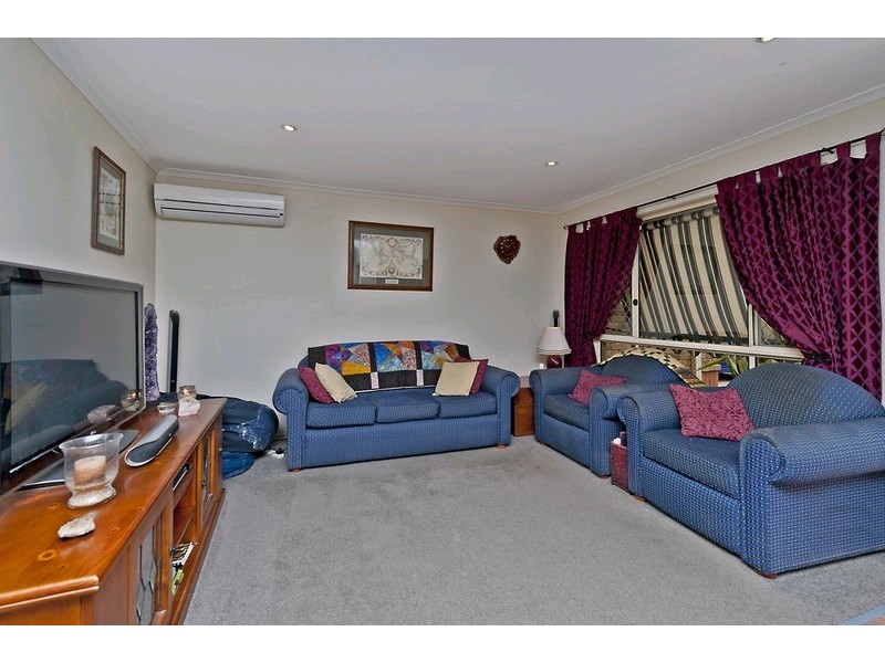 24 Clarendon Street, Strathpine QLD 4500