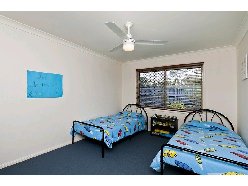 10 Tudor Close, Petrie QLD 4502