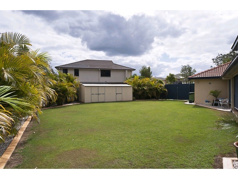 10 Tudor Close, Petrie QLD 4502