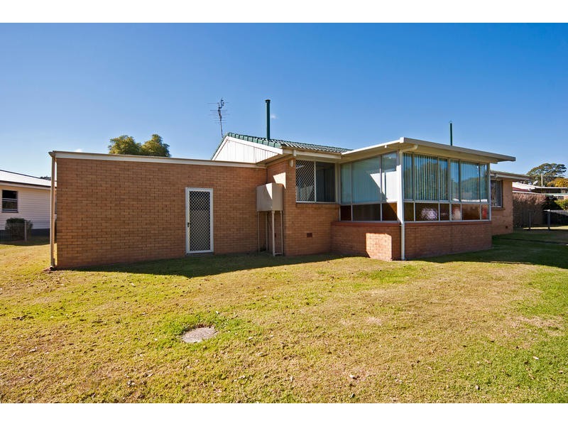 Mount Lofty QLD 4350