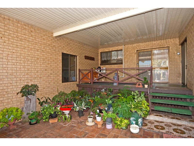 Mount Lofty QLD 4350