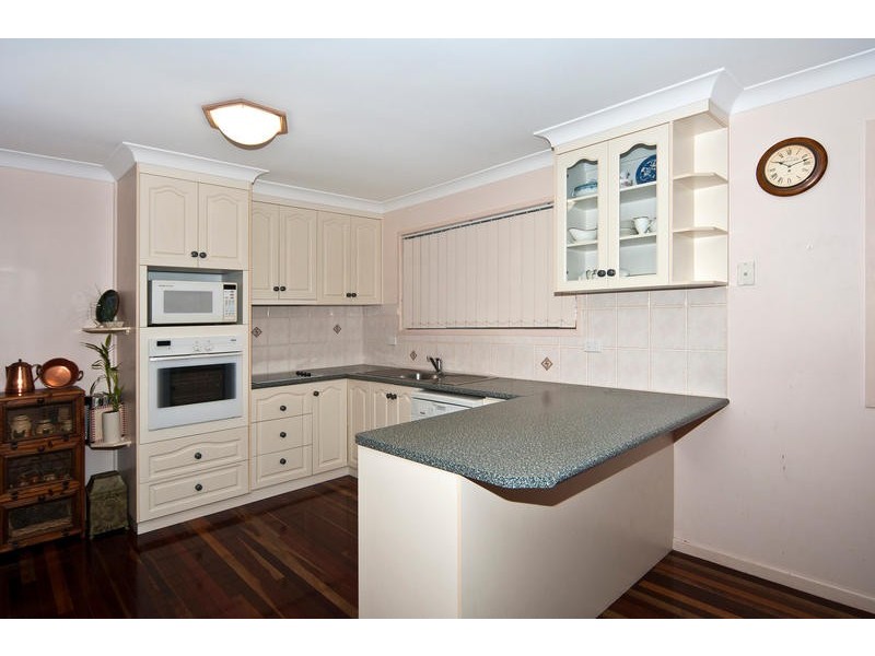 Centenary Heights QLD 4350