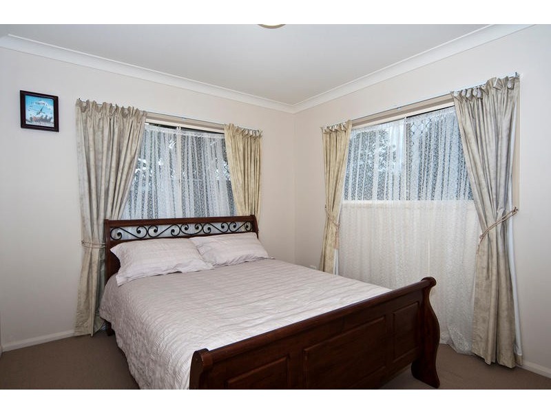 2/180a Jellicoe Street, Newtown QLD 4350