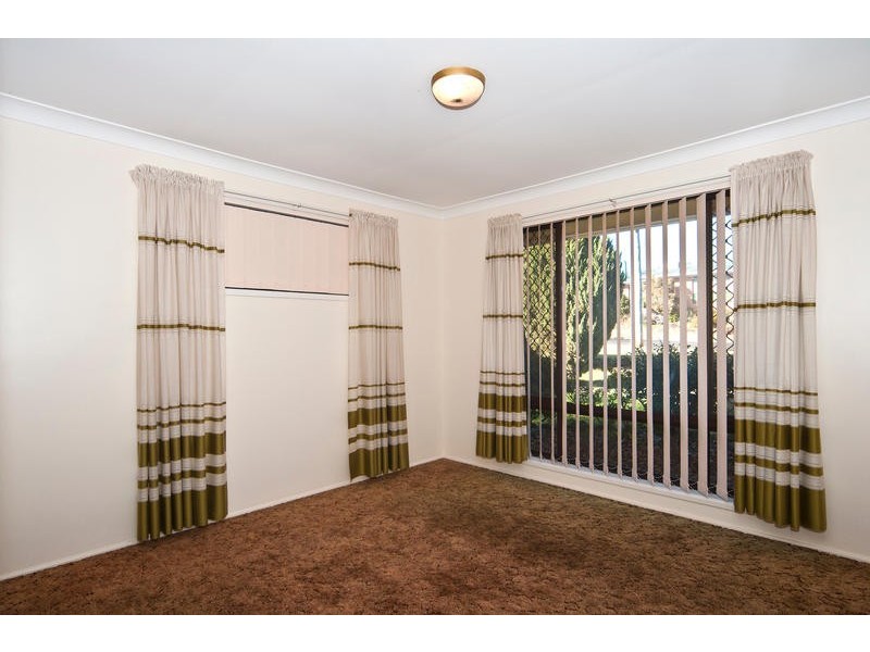 Centenary Heights QLD 4350