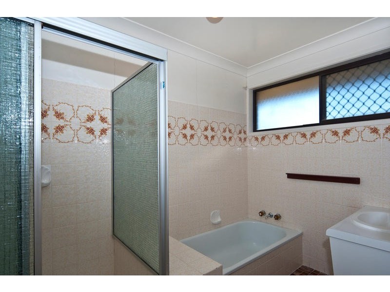 Centenary Heights QLD 4350