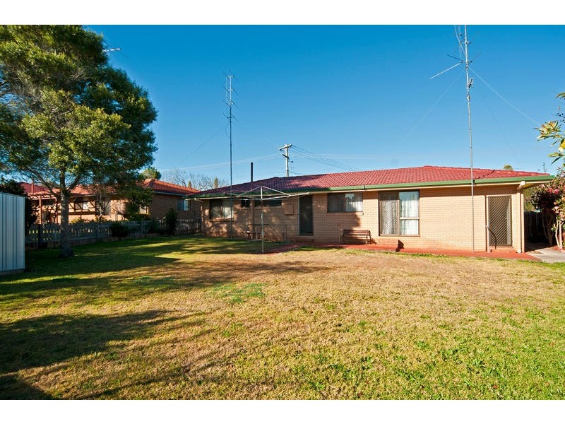 Centenary Heights QLD 4350