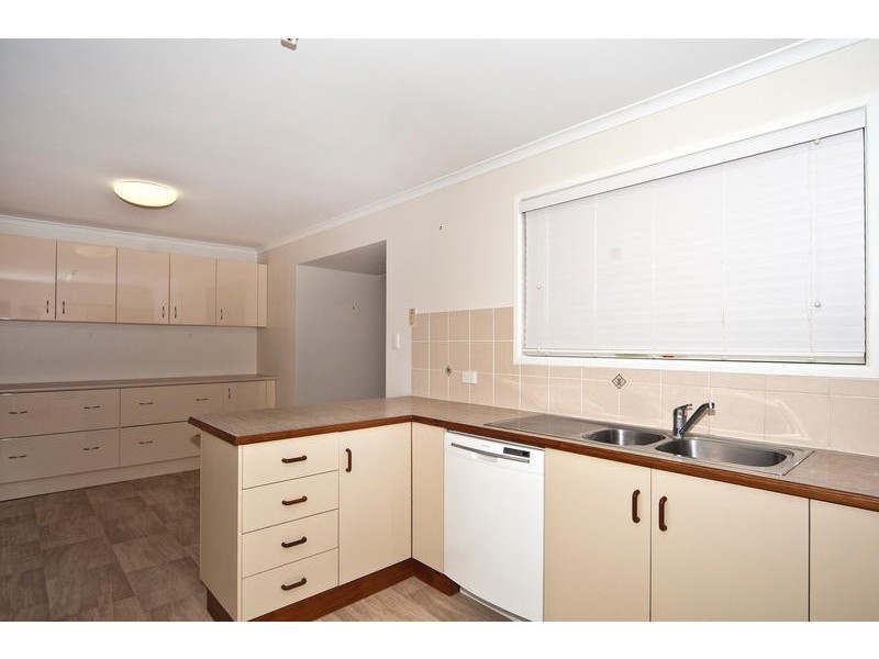 Centenary Heights QLD 4350