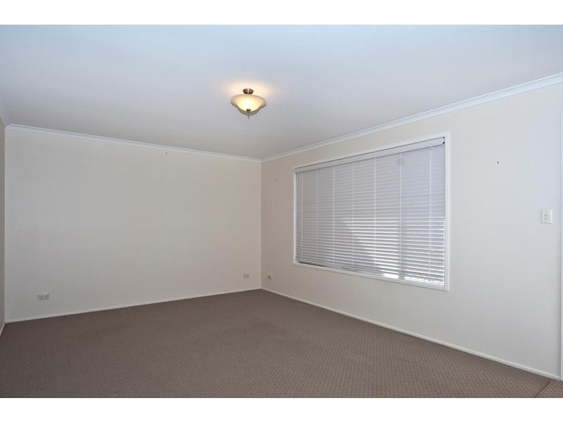 Centenary Heights QLD 4350