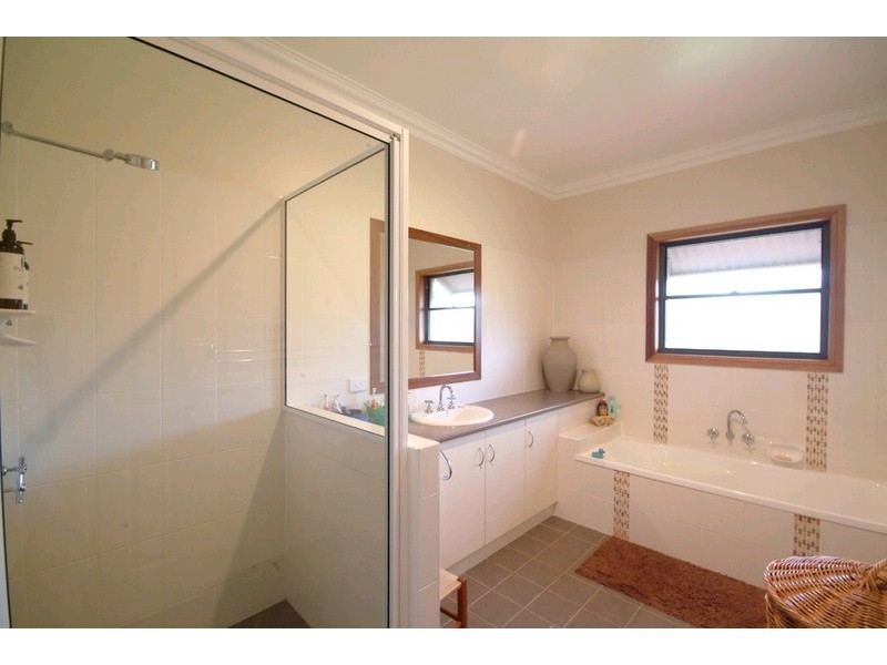 Cabarlah QLD 4352