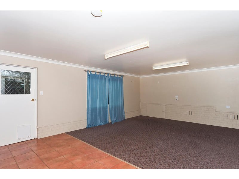Centenary Heights QLD 4350