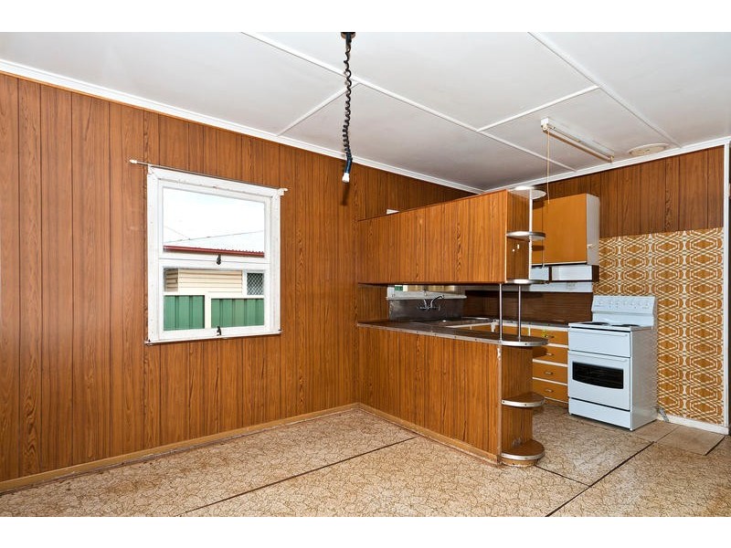 31 Weetwood Street, Newtown QLD 4350