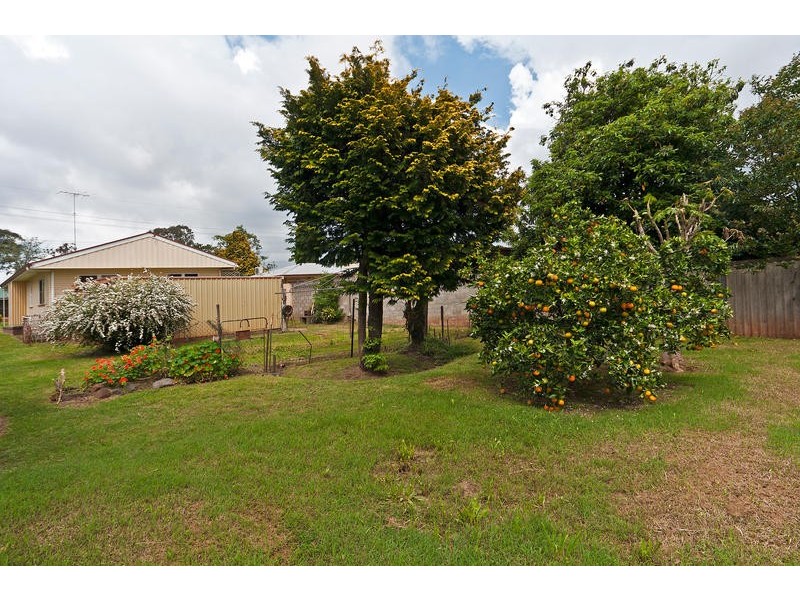 31 Weetwood Street, Newtown QLD 4350
