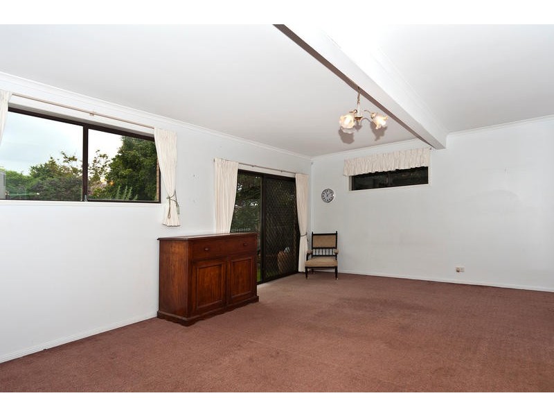 8 Heathwood Street, Toowoomba QLD 4350