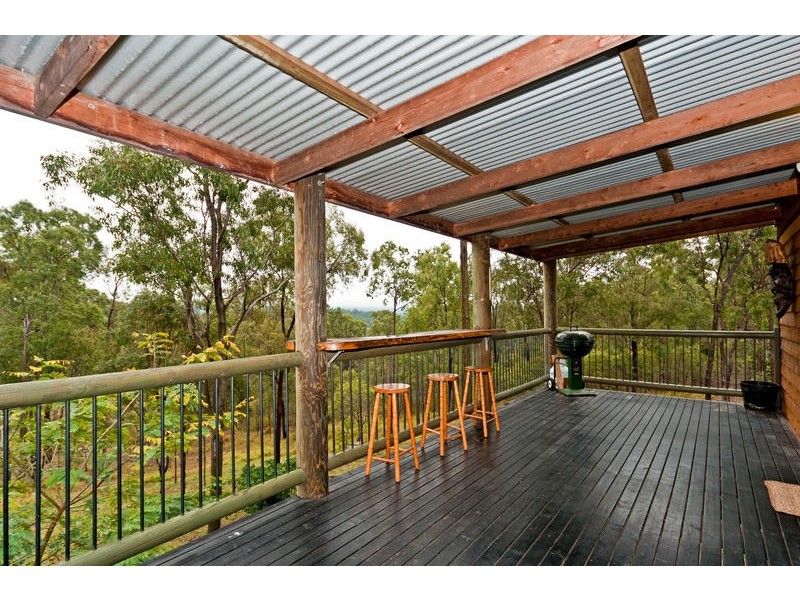 Upper Lockyer QLD 4352