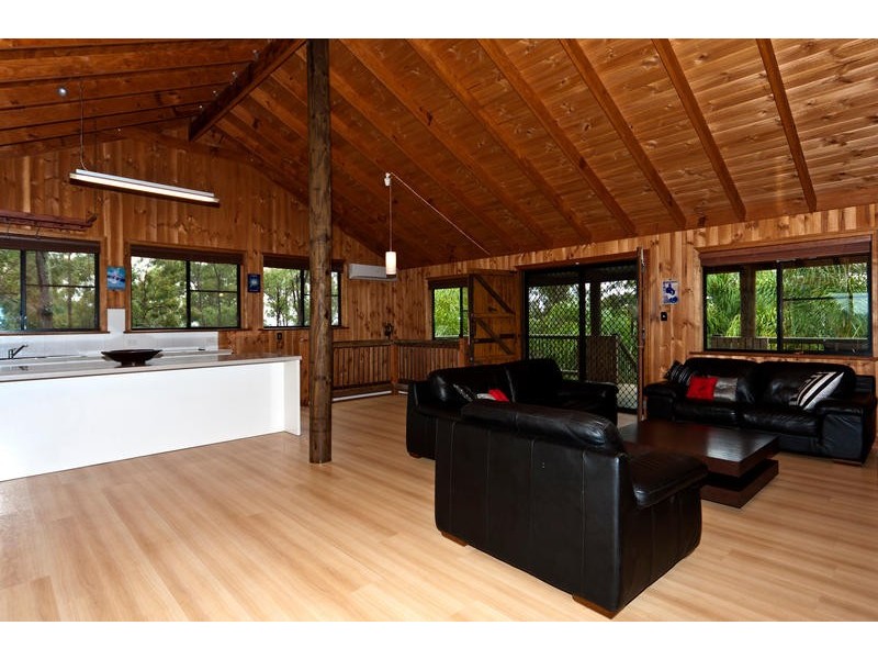 Upper Lockyer QLD 4352