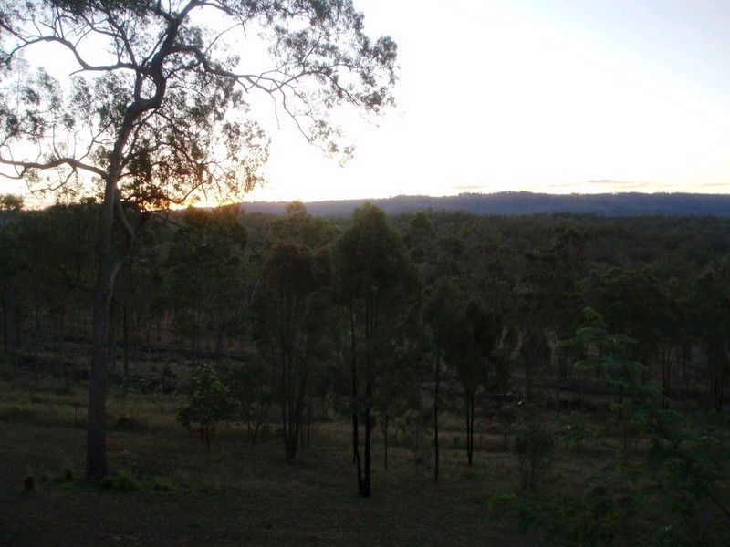 Upper Lockyer QLD 4352