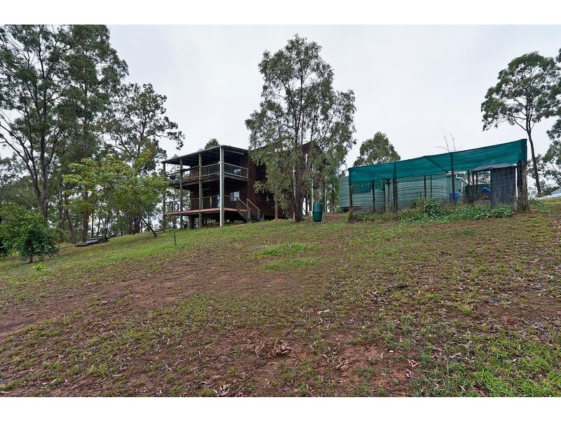 Upper Lockyer QLD 4352