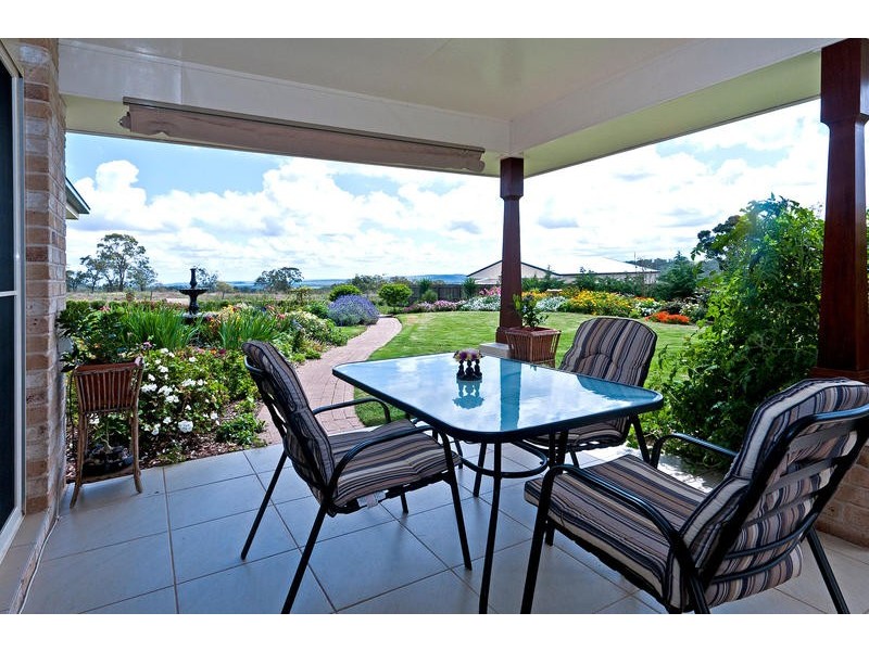 5 Lewis Drive, Meringandan West QLD 4352