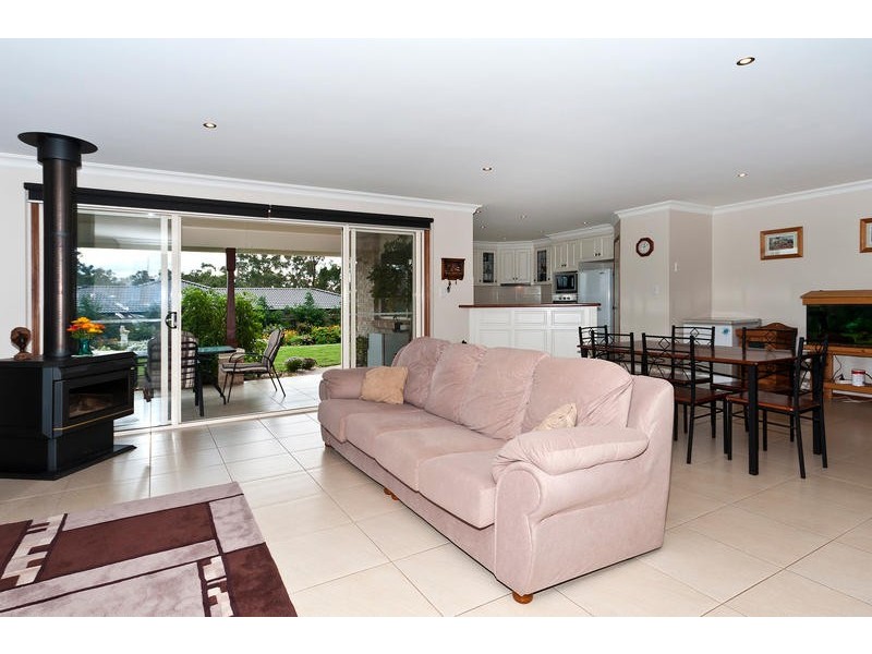 5 Lewis Drive, Meringandan West QLD 4352