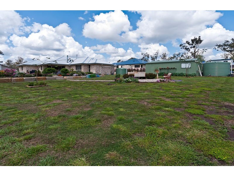 5 Lewis Drive, Meringandan West QLD 4352