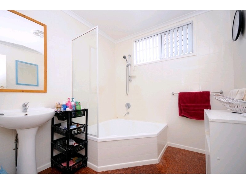 Centenary Heights QLD 4350