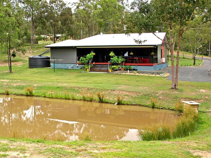 Withcott QLD 4352