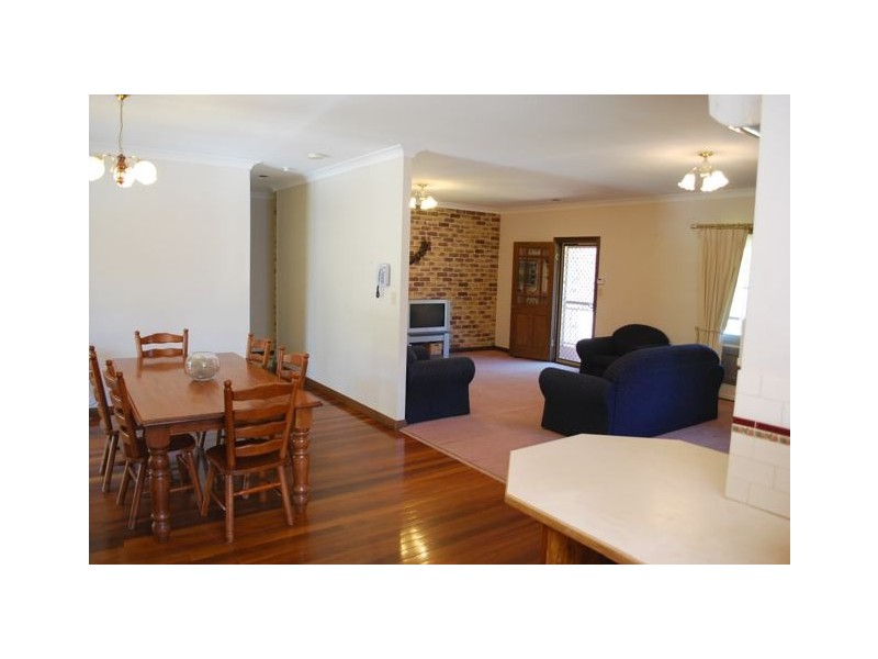 Withcott QLD 4352