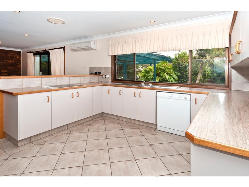 14 Hilltop Crescent, Toowoomba QLD 4350