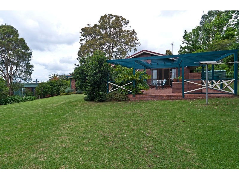 14 Hilltop Crescent, Toowoomba QLD 4350