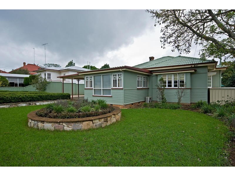 84 Jellicoe Street, Toowoomba QLD 4350