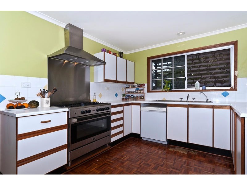 35 Amanda Drive, Toowoomba QLD 4350