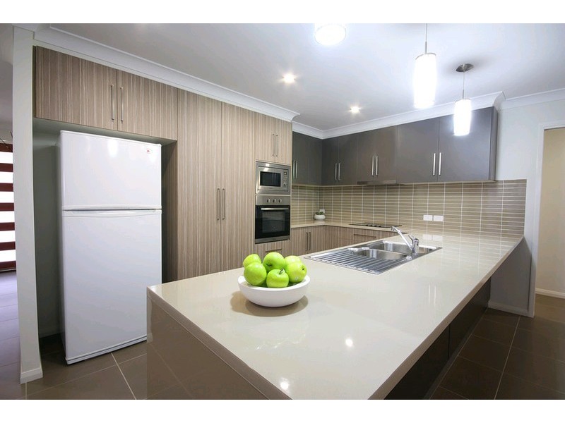 Middle Ridge QLD 4350