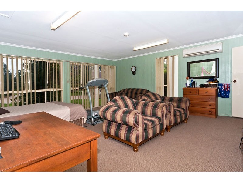 1 Red Gum Court, Highfields QLD 4352
