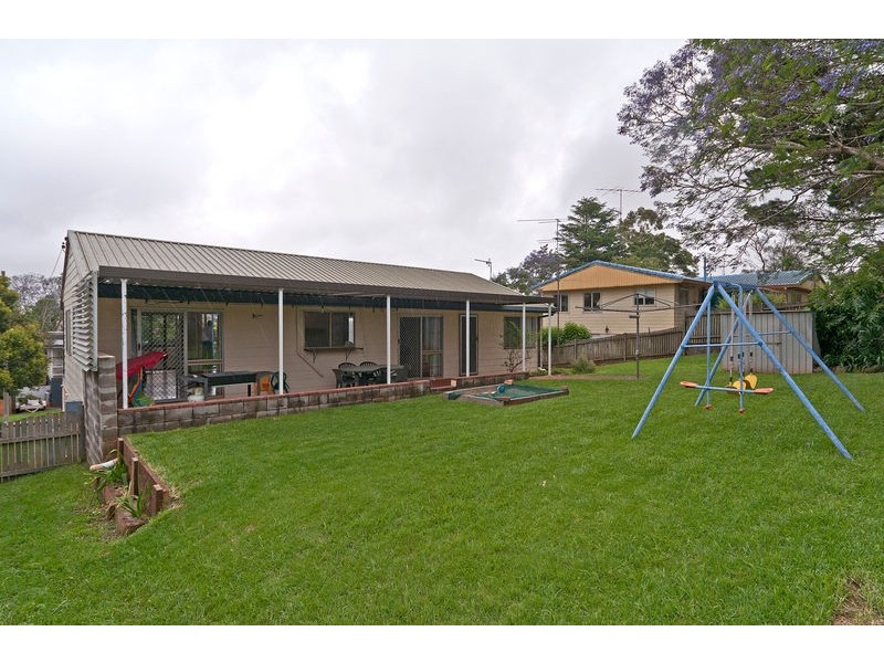 9 Athol Street, Toowoomba QLD 4350