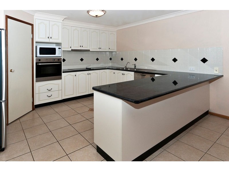 2/9 Kauri Street, Toowoomba QLD 4350