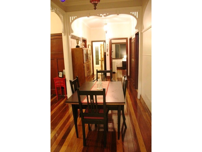 16 Sir Street, Toowoomba QLD 4350