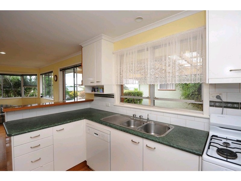 Centenary Heights QLD 4350